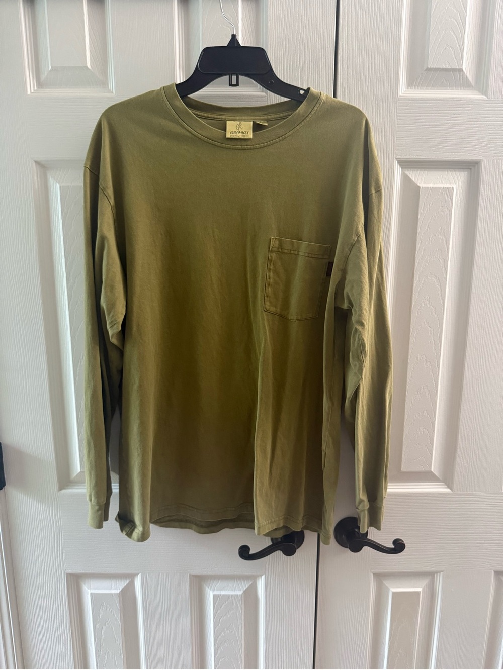 Gramicci - Long-Sleeve Pocket Tee - Olive Green